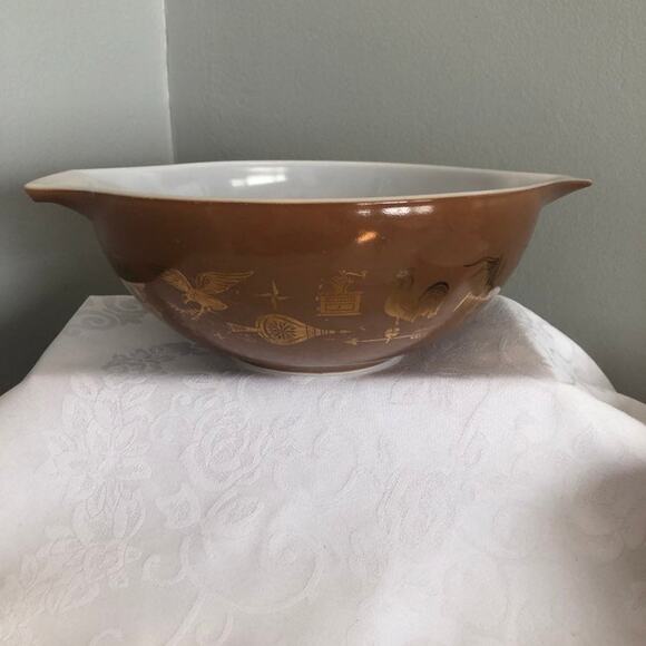 Vintage pyrex Early Americana Cinderella - Picture 9 of 10